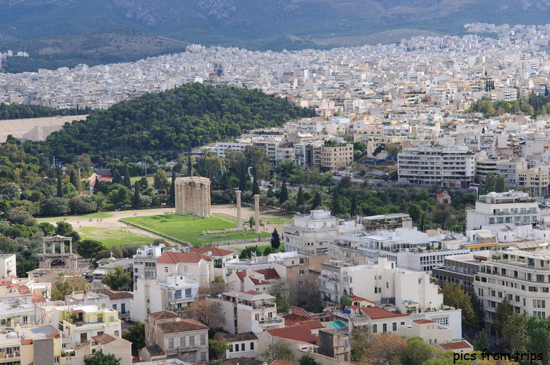 Temple of Olympian Zeus_ Athens2010d22c107.jpg